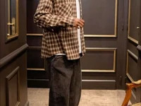 blackmidlecock avatar