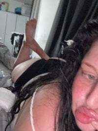 brunetteGirl274 avatar