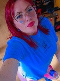 carolinhe_ avatar