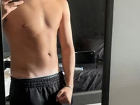 charlihot13 avatar