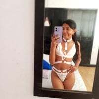 charlottee_33 avatar