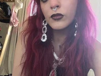 cherrylovebomb avatar