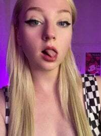 chloe_levine avatar