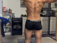 colo_242 avatar