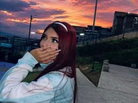 daniela_J avatar
