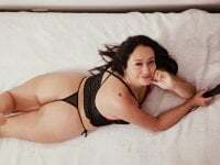 emilymoon25 avatar
