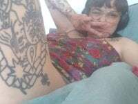 estivalia_xxx avatar