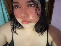 gabyly12 avatar