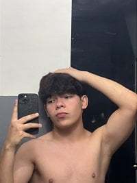 gothicboy18 avatar