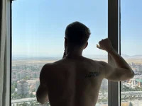 hot_eyess avatar