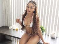 izzyvega__ avatar
