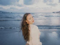 kamila_18_french avatar