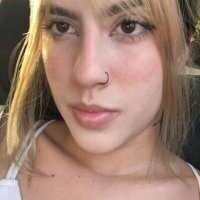 karoline_18 avatar