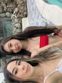 kiara_and_helen_ avatar