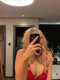 larasexy35 avatar