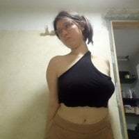 lareinalareinadelanal avatar