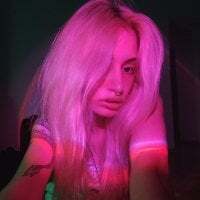 lesyawhite avatar
