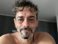 love2lickhairypussy avatar