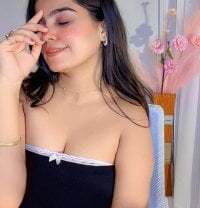 lovely_simran avatar