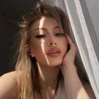 luxxxora avatar