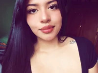 melanie_18_ avatar
