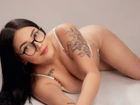 melaniee_fox avatar