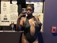 mileeenafterdark avatar