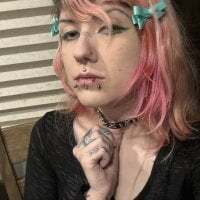 needlefaceUwU avatar