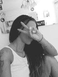 prettyblueeyes420 avatar