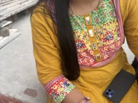 ravinaa5 avatar