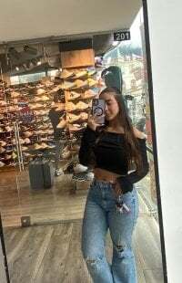 scarlett_rose_1 avatar