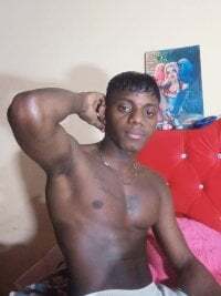 sexy25cm_blackBBC avatar