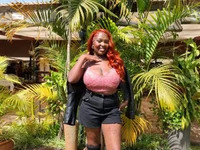 sexyBoobsFonsie avatar