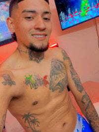 sexycouplehot99 avatar