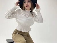 shakeitgirll avatar