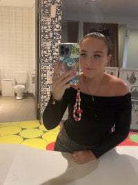 spankmykittyhehe avatar