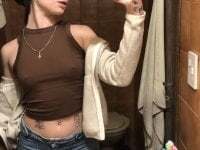 sweethoney6969 avatar