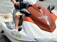 the_guy_u_desire avatar