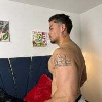 valentino_cum23 avatar