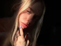 velvet_thorn avatar