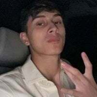 youngestbutlongest avatar