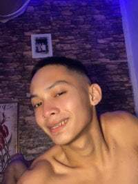 your_twink_asian00 avatar