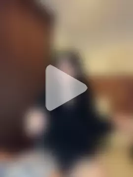 Abril_Thompson221 photo 1