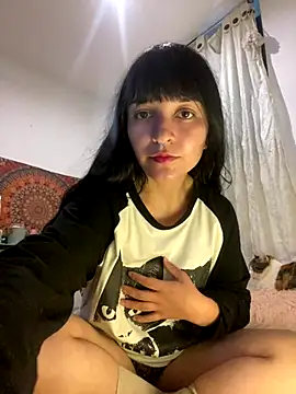 Abril_thompson98 photo 28