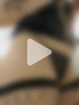 AdrienneLopes photo 15