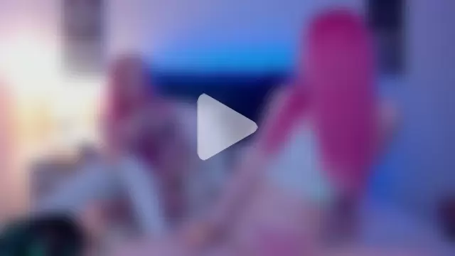 AlexRoseLiRed photo 2