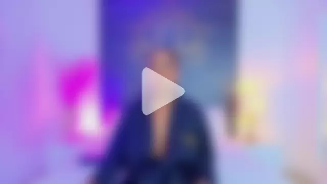 AlisonTravis photo 22