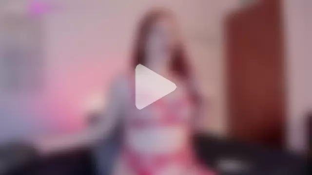 AllisonRoberts_ photo 4