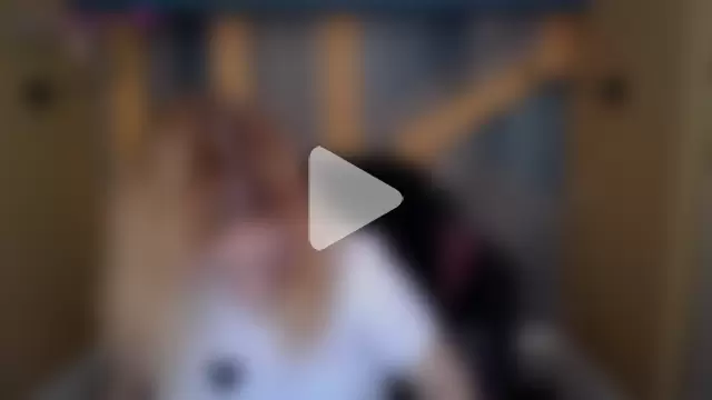 AngelinaLow photo 17