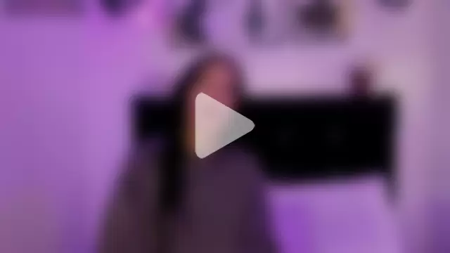 Anniie__Evans photo 2